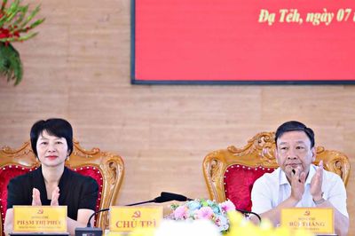 Thường trực Tỉnh ủy Lâm Đồng làm việc với 7 xã khu vực Đạ Tẻh, Đạ Huoai, Cát Tiên