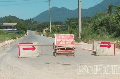 Sạt lở tại Km2+900, tuyến đường Quang Tiến - Thịnh Minh