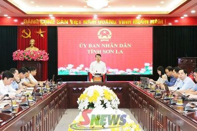 Họp Tổ công tác vận hành Kho dữ liệu dùng chung và Cổng dữ liệu mở tỉnh Sơn La