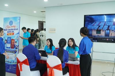 BHXH Đà Nẵng giới thiệu các tiện ích số về an sinh xã hội tại Festival Thanh niên