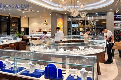 Hai nhóm cổ đông ngoại rời ghế cổ đông lớn PNJ