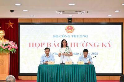 Nhà nước sẽ thôi điều hành giá xăng dầu theo chu kỳ hàng tuần