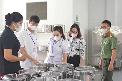Để mỗi bữa ăn bán trú được an toàn