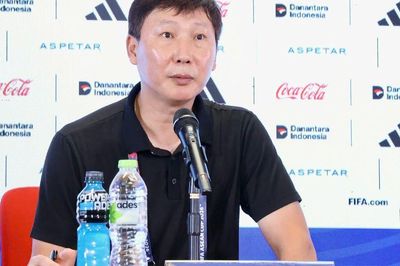 VFF chốt tương lai với HLV Kim Sang-sik sau FIFA ASEAN Cup 2026