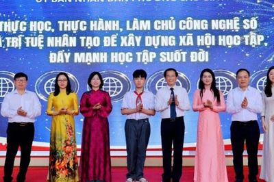 Từ chiếc mũ rơm đến AI: Hành trình học tập không ngừng ở Phường Cầu Giấy - Thành phố Hà Nội