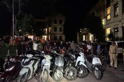Hàng trăm thanh, thiếu niên, học sinh Nghệ An bị xử lý vì vi phạm giao thông