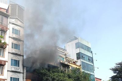 Cách trang bị lối thoát nạn cho nhà ở liên kề khi có cháy