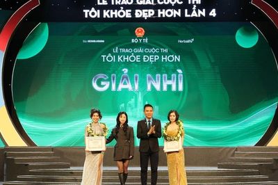 Ở tuổi 65, bố cùng con chinh phục 'Tôi khỏe đẹp hơn'