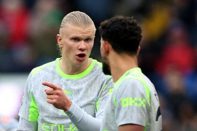 Haaland có thể mất khoản tiền lớn nếu Man City xuống hạng
