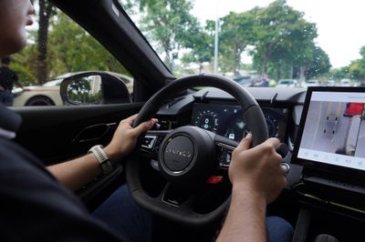 Xe tự lái tại Trung đã 'thông minh' đến mức nào?