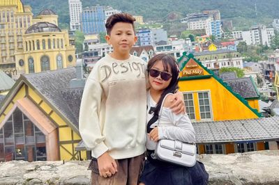 Gặp cô gái 'tí hon' không dám yêu, chàng trai quyết cưới bằng được