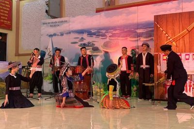 Lào Cai mang câu chuyện văn hóa Mông đến Điện Biên