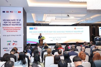 Bốn ưu tiên để giáo dục từng bước làm chủ AI