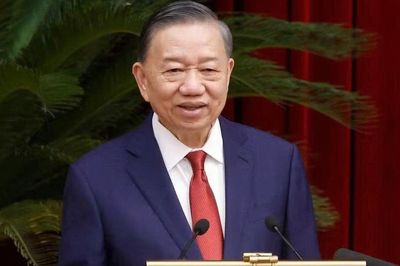 Bế mạc Hội nghị lần thứ tư Ban Chấp hành Trung ương Đảng khóa XIV