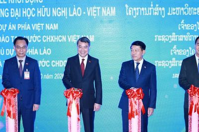 Hai Thủ tướng dự lễ khởi động xây dựng Trường Đại học Hữu nghị Lào - Việt Nam