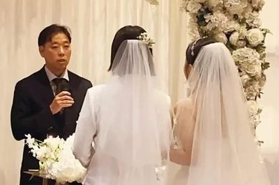 Bài phát biểu 'viral' từ một giáo viên tại đám cưới đồng giới của sinh viên mình