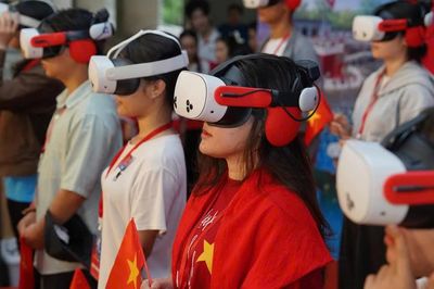 Người trẻ 'xuyên không' về Quảng trường Ba Đình năm 1945