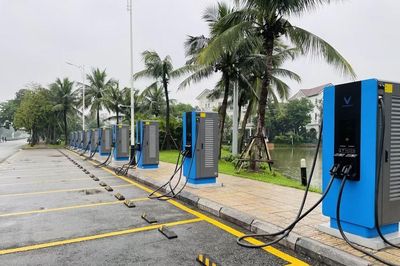 Vì sao hãng xe điện Trung Quốc ít đầu tư trạm sạc ở Việt Nam?