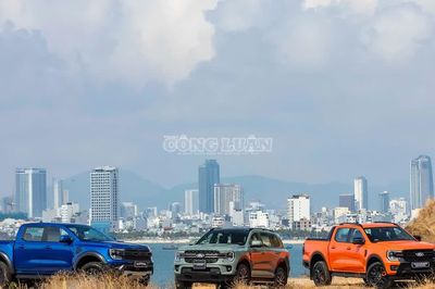 Bảng giá Ford tháng 10/2026: Ranger mới tăng giá niêm yết, loạt mẫu xe ưu đãi 100% trước bạ