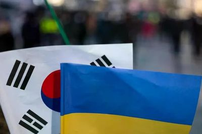 Hàn Quốc triệu hồi đại sứ tại Ukraine do tranh cãi về tù binh Triều Tiên