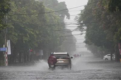 Dự báo thời tiết ngày 9/10: Quảng Trị tới Huế mưa lớn, cục bộ có nơi trên 300mm