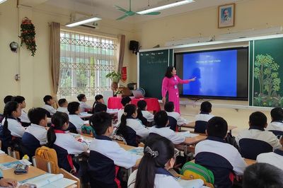 Quảng Ninh chấn chỉnh việc thu, chi, vận động đóng góp trong trường học