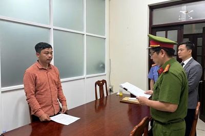 Nợ cờ bạc gần 700 triệu đồng, tài xế bán luôn 2 xe tải của chủ