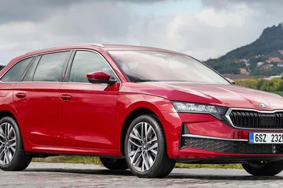 Mẫu xe hybrid toàn phần đầu tiên của Skoda lộ diện