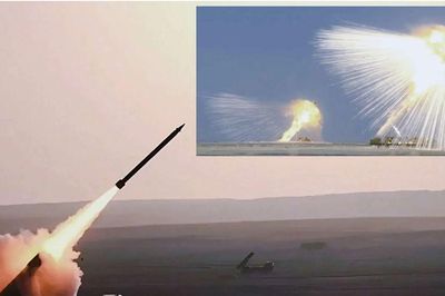 Khám phá hệ thống rocket tầm xa PHL-191 và đạn airburst 'mưa thép' Trung Quốc