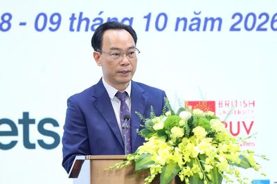 Bộ trưởng GD-ĐT: Cả hệ thống GD phải chuyển đổi để từng bước làm chủ công nghệ