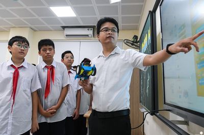 Bộ GD-ĐT: Không bắt buộc có phòng STEM riêng, không mua sắm thiết bị đồng loạt