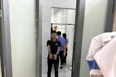 Bắt giữ đối tượng phạm tội trộm cắp tài sản và hiếp dâm