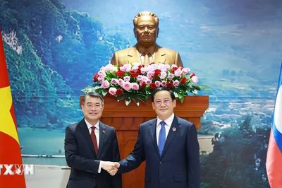Thủ tướng Lê Minh Hưng hội kiến Chủ tịch Quốc hội Lào