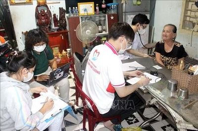 Khám sức khỏe toàn dân: Nền tảng xây dựng hồ sơ sức khỏe điện tử