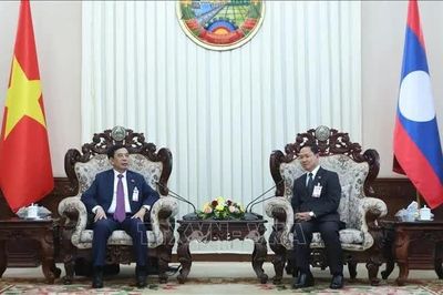 Đưa hợp tác quốc phòng Việt Nam-Lào ngày càng gắn kết chiến lược