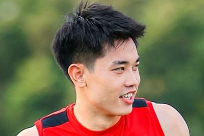 Thách thức với Đình Bắc khi đến Singapore