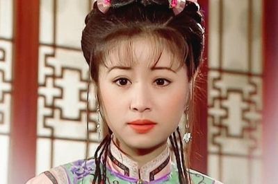 Lâm Tâm Như liên tiếp gặt hái thành công ở tuổi 50