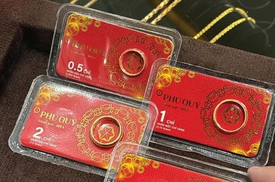 Giá vàng miếng SJC và vàng nhẫn nằm im