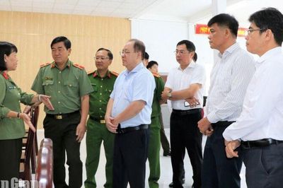 Công an An Giang đưa bộ phận tiếp nhận thủ tục tập trung vào hoạt động