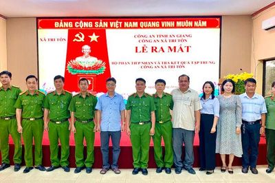 Công an xã Tri Tôn đưa vào hoạt động Bộ phận Tiếp nhận và trả kết quả tập trung