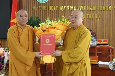 Trao quyết định chuẩn y nhân sự Ban Trị sự Giáo hội Phật giáo Việt Nam thành phố Bắc Ninh nhiệm kỳ 2026 - 2031