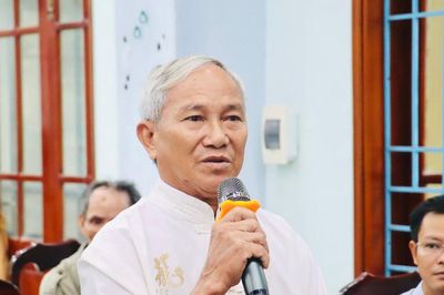 Đoàn đại biểu Quốc hội thành phố Đà Nẵng tiếp xúc cử tri xã Xuân Phú