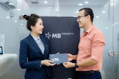 MB trở thành ngân hàng đầu tiên tại Việt Nam vượt mốc 100.000 tỷ đồng vốn điều lệ