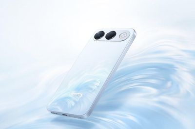 OPPO A7 Pro 5G ra mắt tại Việt Nam: Pin 8.000 mAh, camera 50MP và chuẩn IP69K
