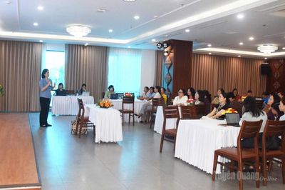Tập huấn nâng cao năng lực thực hiện bình đẳng giới cho cán bộ Hội LHPN các cấp