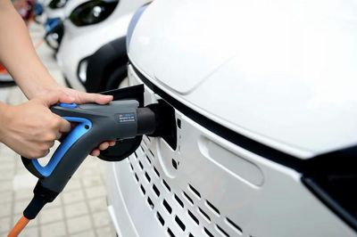 Cuộc đua sạc siêu nhanh của hãng xe Trung Quốc