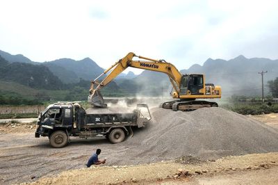 Ninh Bình rà soát, xử lý 505 bến, bãi ven sông chưa được cấp phép