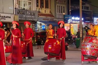 Sắc màu văn hóa Đông Anh trên đường phố
