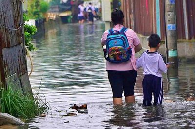 Các trường học tại Thành phố Hồ Chí Minh phải có phương án điều chỉnh thời khóa biểu ứng phó thiên tai
