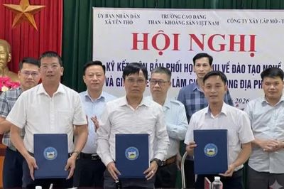 Xã Yên Thổ phối hợp ký kết đào tạo nghề, giải quyết việc làm cho lao động nông thôn